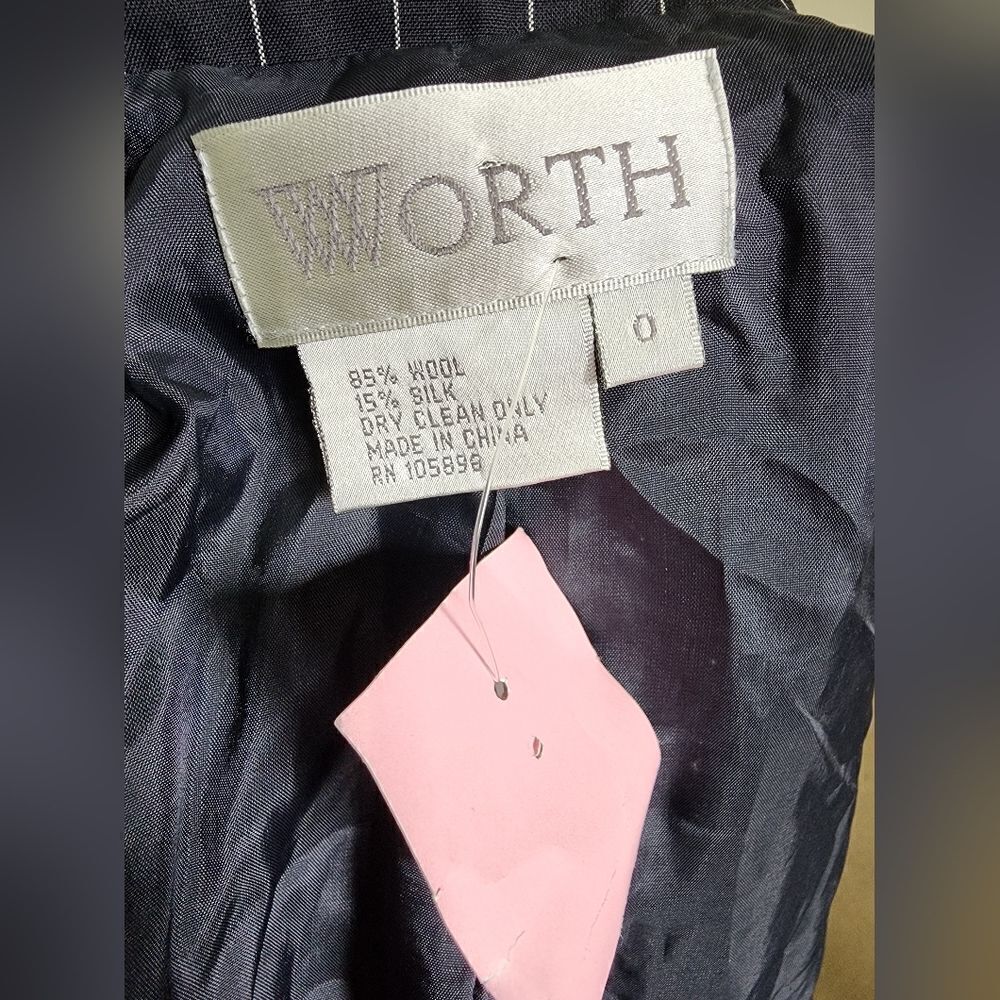Worth - Picture 11 of 13